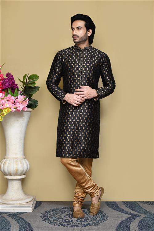 https://media.vinhemfashion.com/Images/RajsahiVol6AVLS576R86LZN4SH7/image/designer